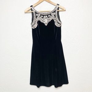 Vintage Scott McClintock black velvet dress